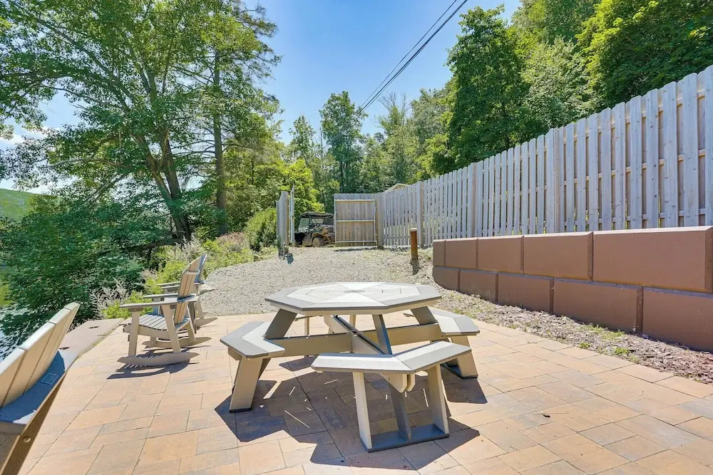Delaware River Access: Peaceful Farm Retreat!