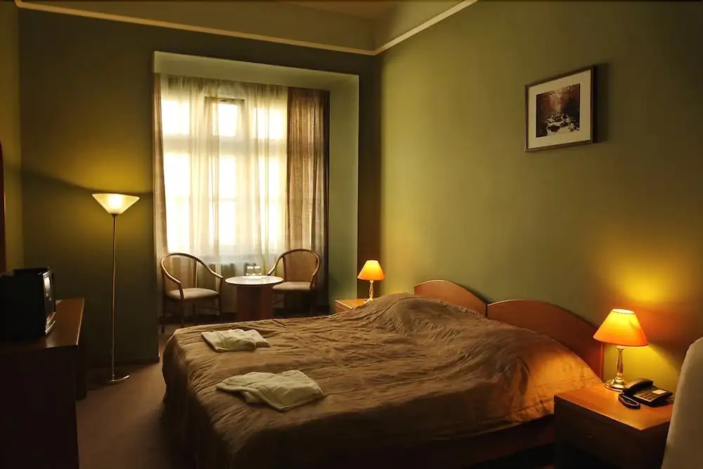 Hotel Abri