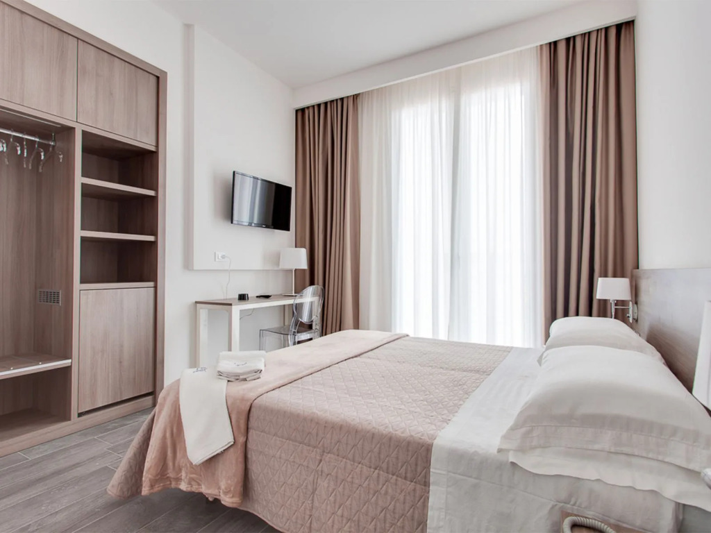 Hotel Nadir
