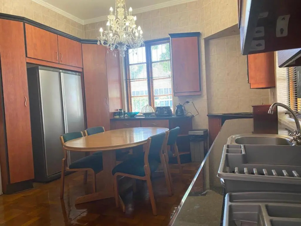 145 8th avenue highlands north Johannesberg