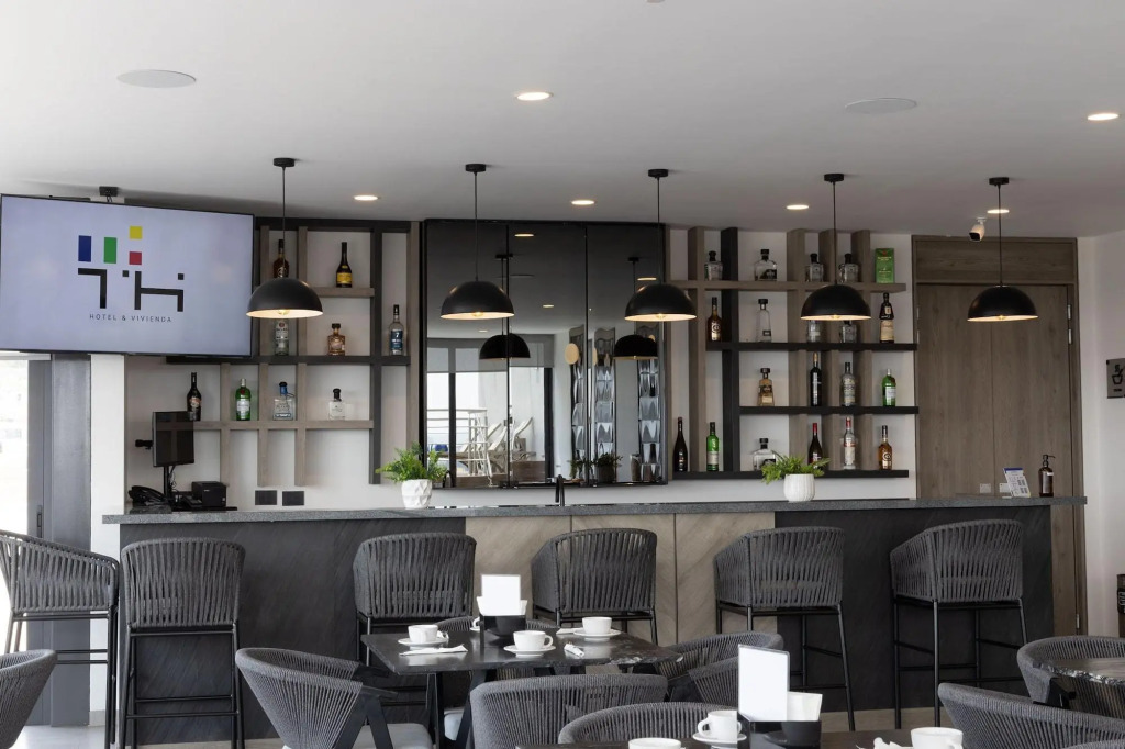 TH HOTEL & VIVIENDA