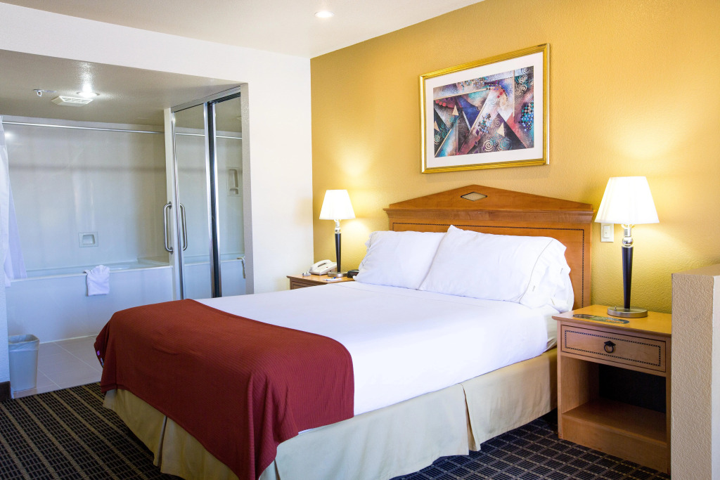 SureStayPlus Hotel by Best Western San Jose Central City