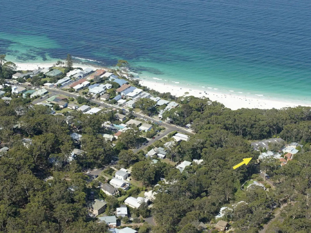 Sand Water at Hyams Beach