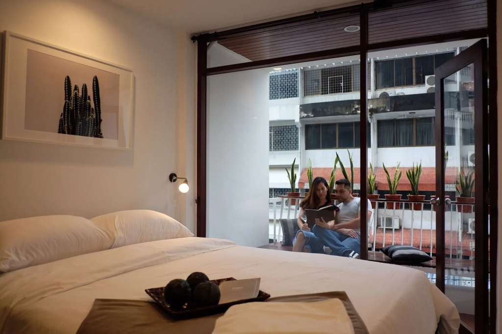 Haus Sathorn 21 Bed and Breakfast