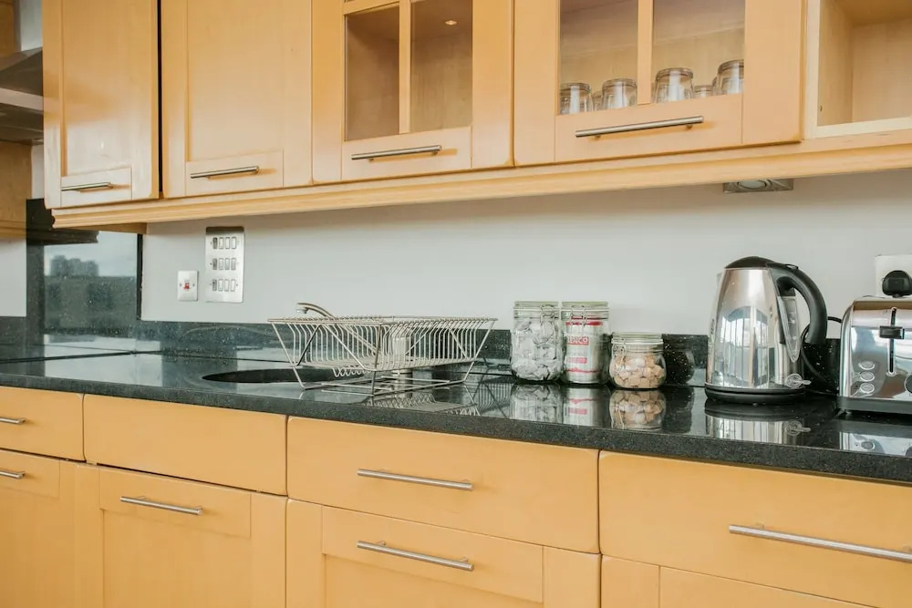 3 Bedroom Flat In East London
