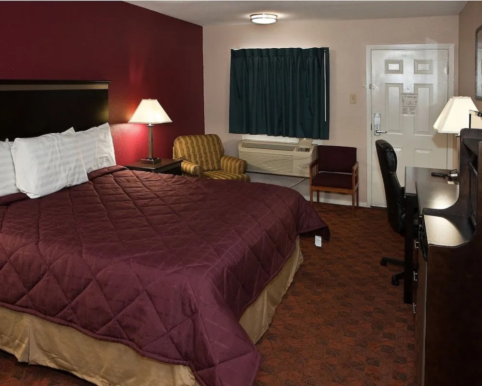 Bostonian Inn