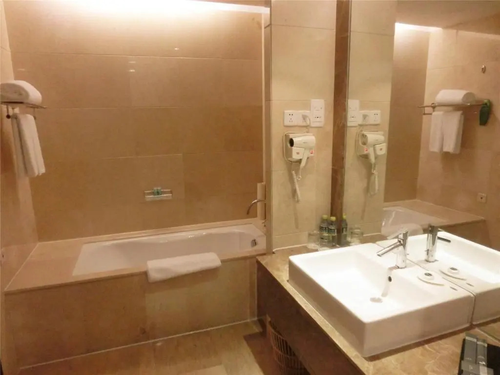 Guangzhou Baiyun International Convention Center LN Dongfang Hotel