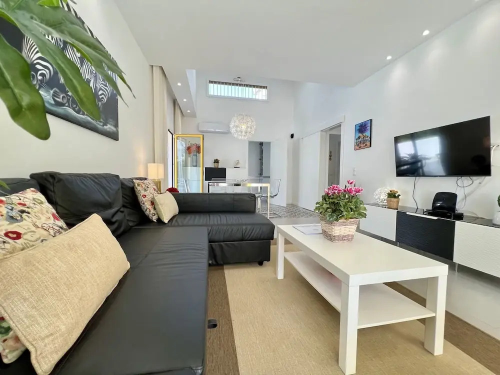 Vilamoura Club Villa 1 by Homing