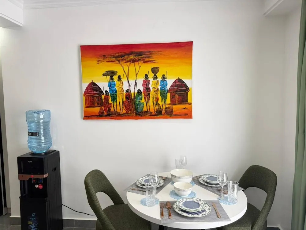 Charming 2-bedroom Apartment in Riverside Drive, Nairobi