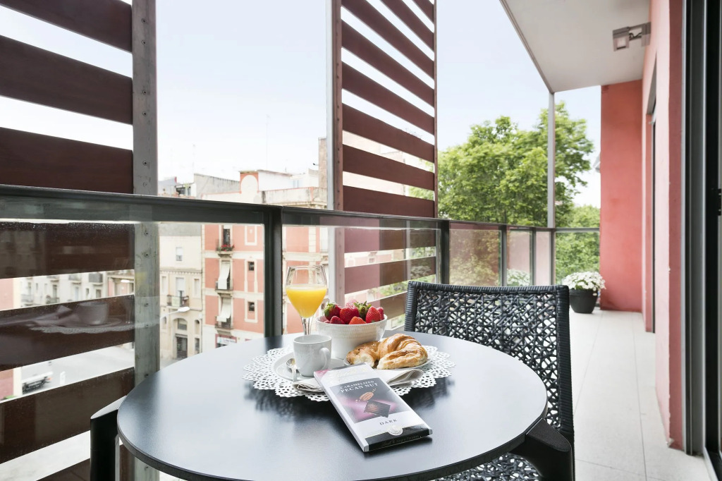 Lugaris Rambla Apartments