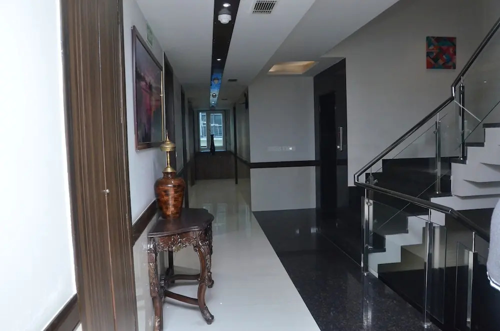 Hotel Sopan Heights