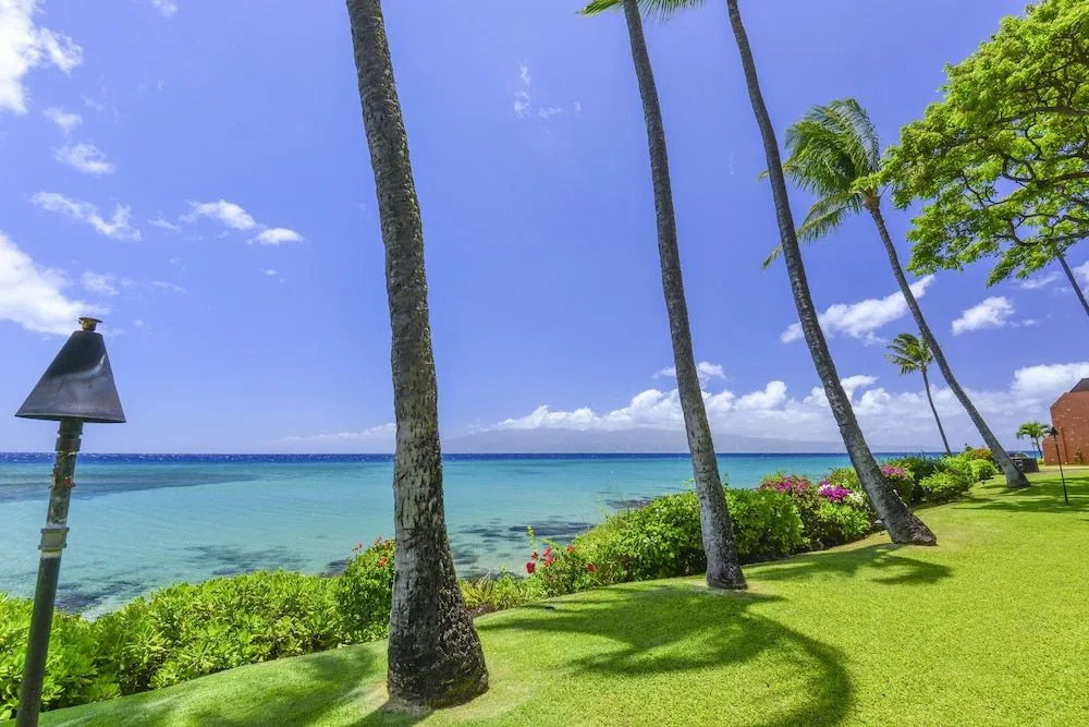 Kuleana 622 1bdrm 1 Bedroom Condo by RedAwning