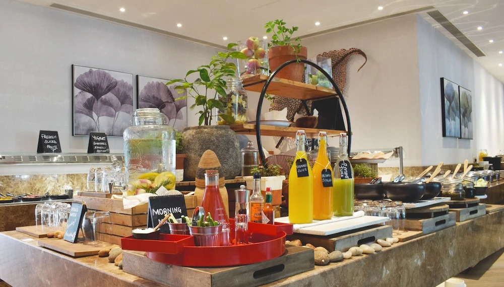 Отель Radisson Blu Hotel & Residence Nairobi Arboretum