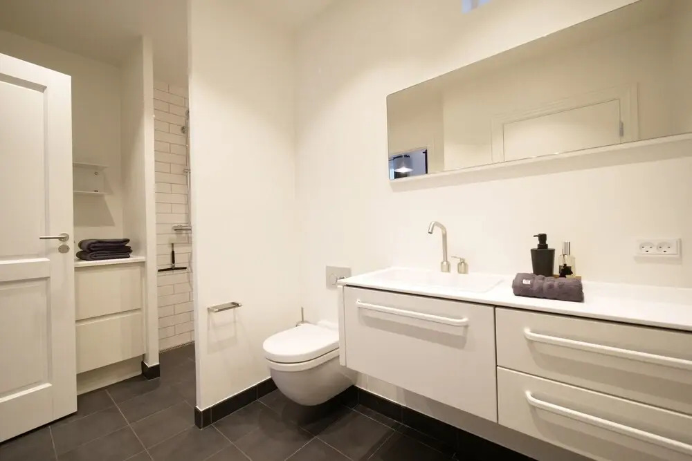 Sanders King - Smart 4-bdr Apt in City Center