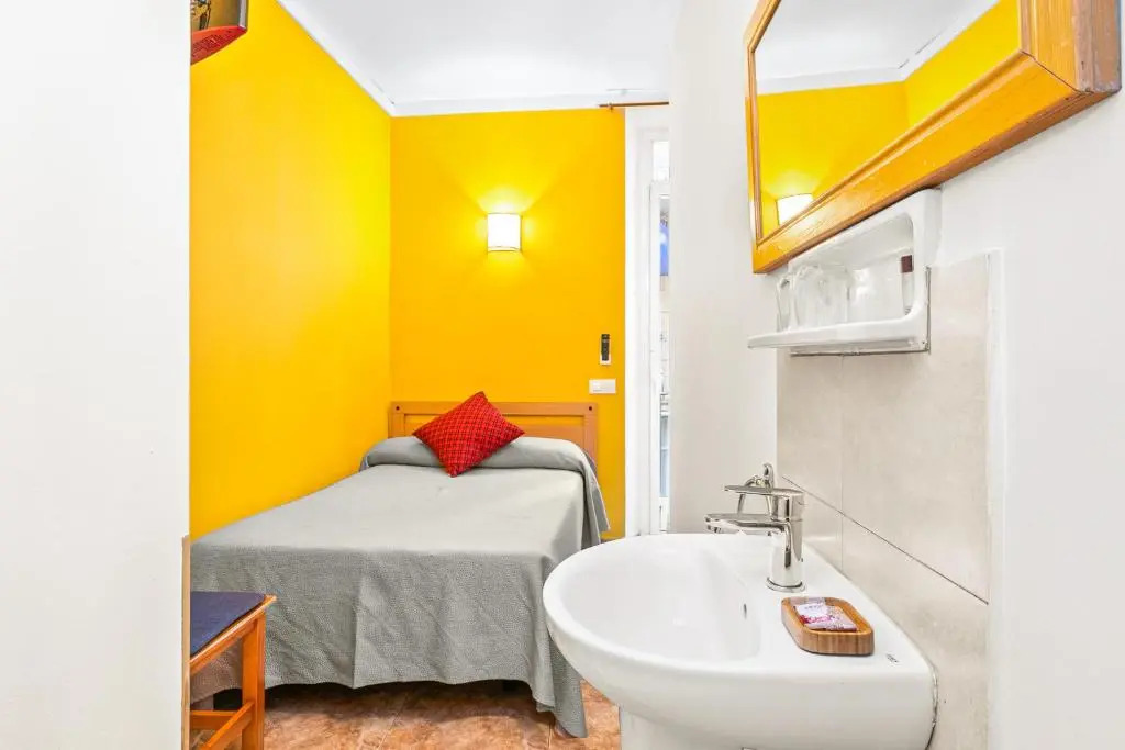 Hostal Santa Ana