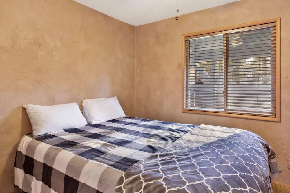 Camp Wood-422 by Big Bear Vacations