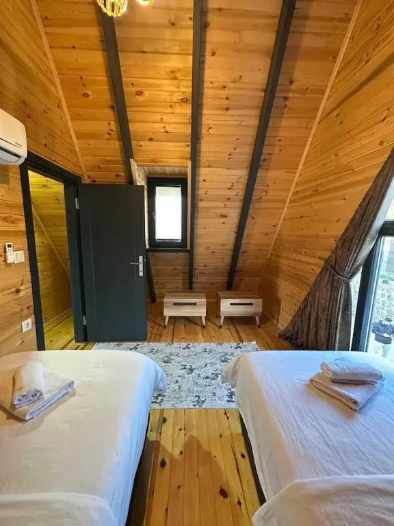 Azhara Bungalov