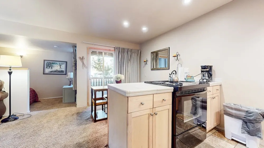 Mammoth Estates Condo