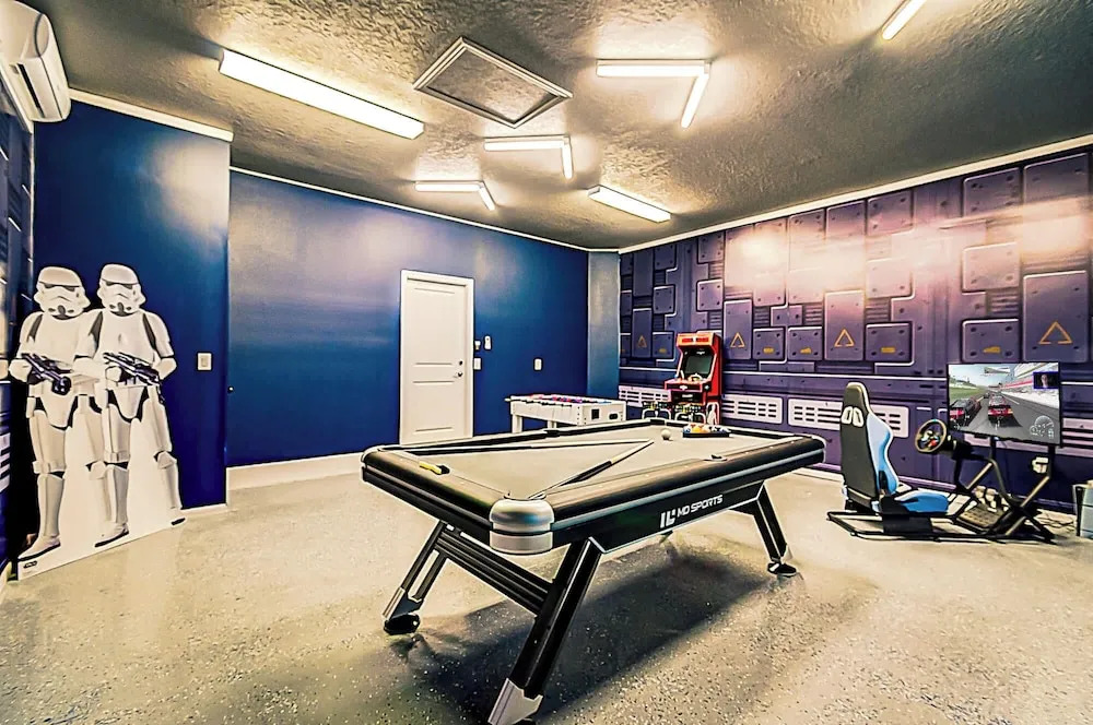 Private Pool & Game Room Family Retreat at Windsor Cay
