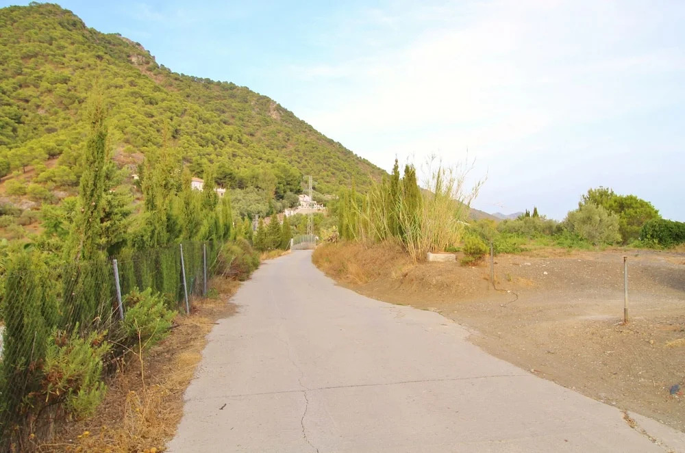 1039 Villa Cuatro Caminos