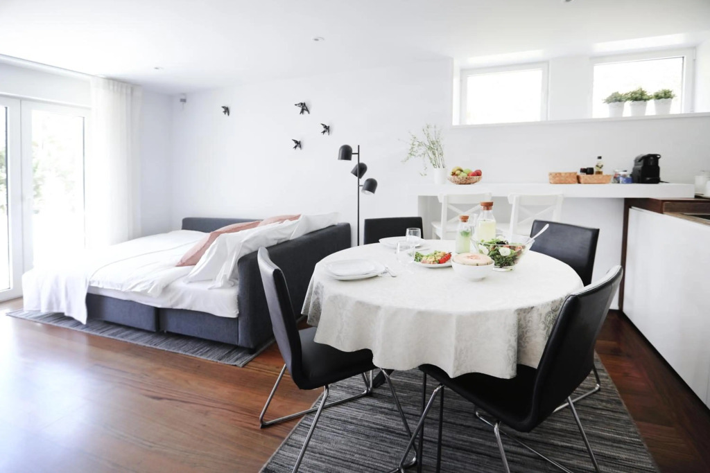Santa Joana Apartment with garden and heated pool