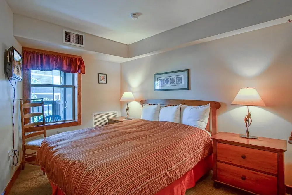 Rimfire 460 - Good & Plenty - Slope Side, Steps from Village 1 BR Condo
