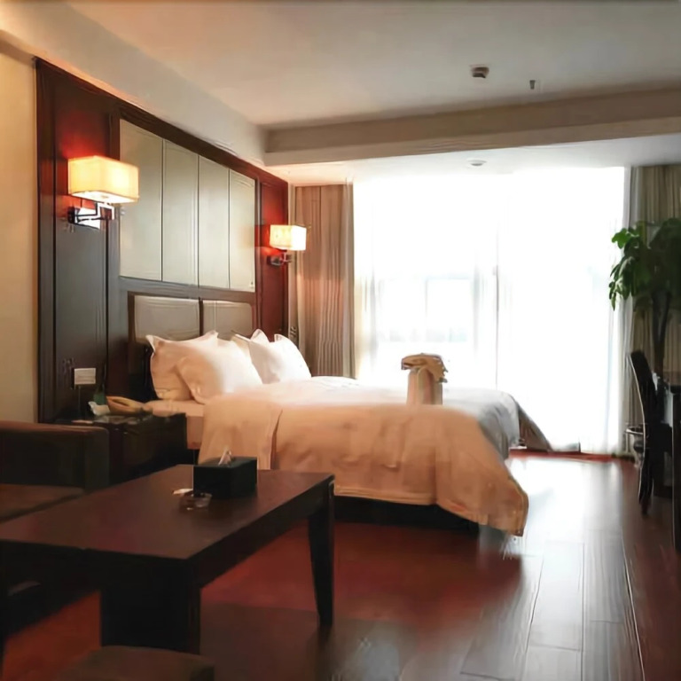 Gaoan Holiday Hotel