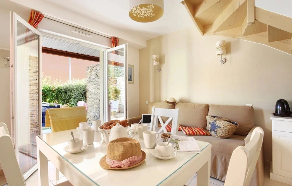 Maisonette in Aigues-mortes Near Flamingos
