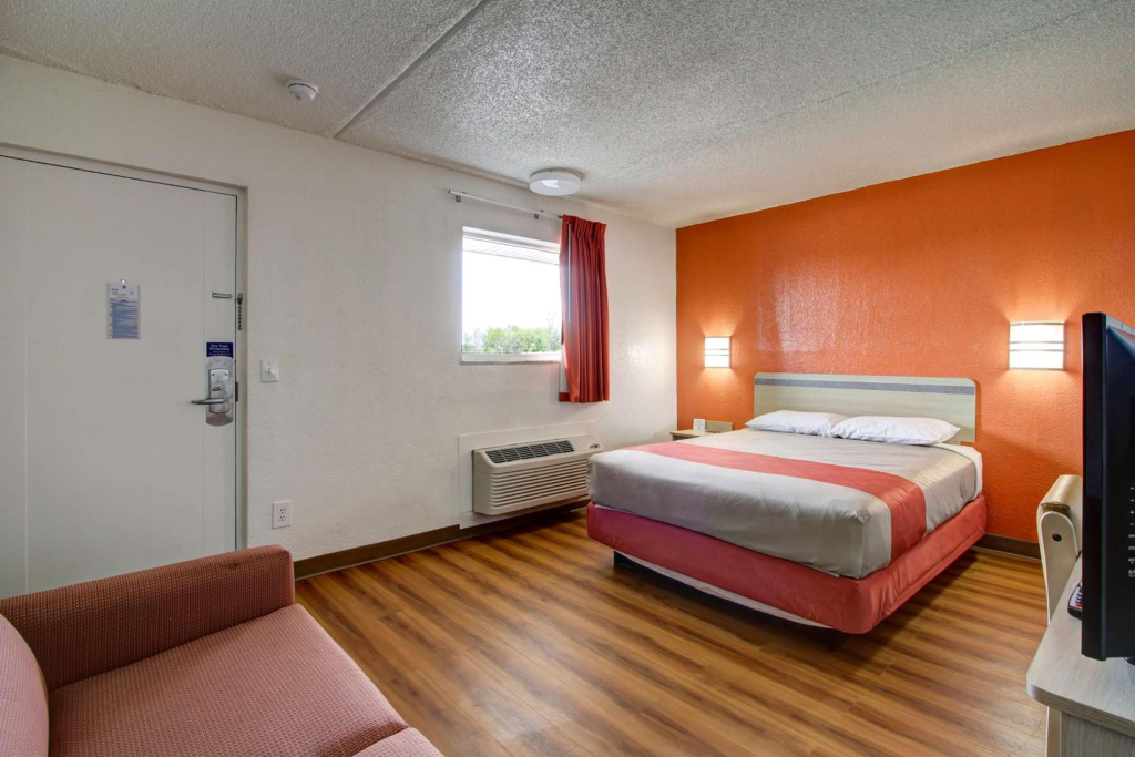 Motel 6-North Ridgeville, OH - Cleveland Intl Airport - N Ridgeville