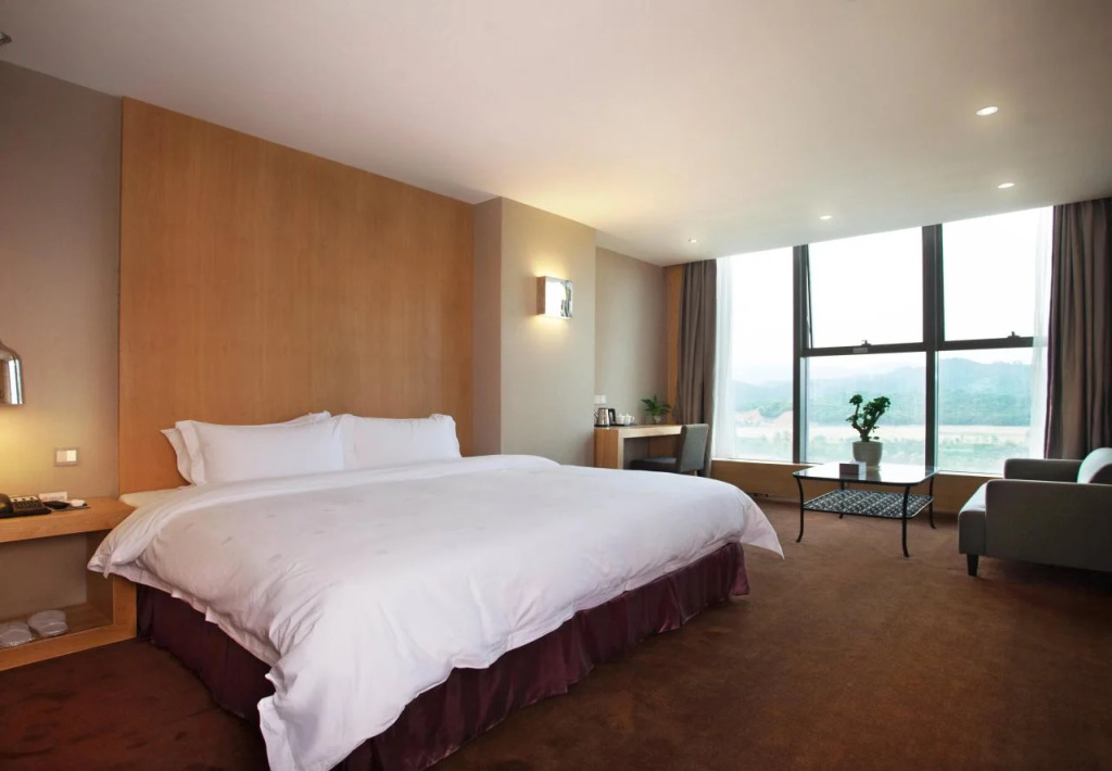 The Art Hotel