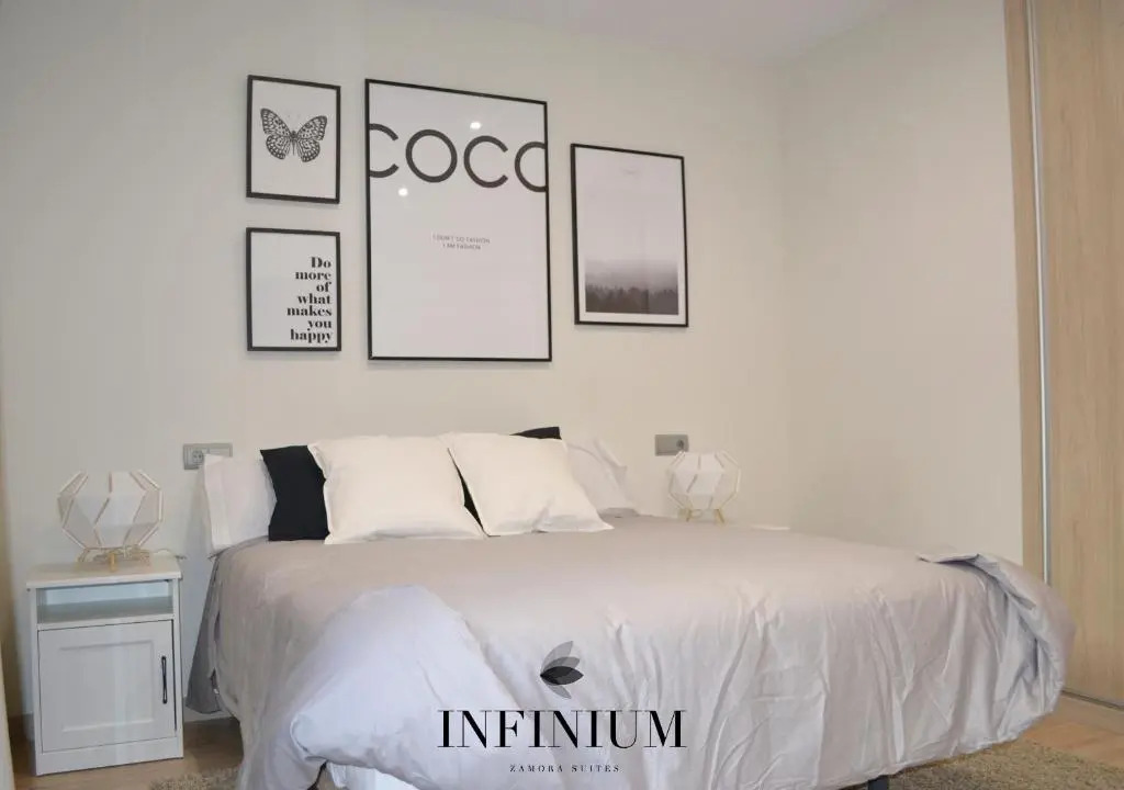 Infinium Zamora Suites con parking