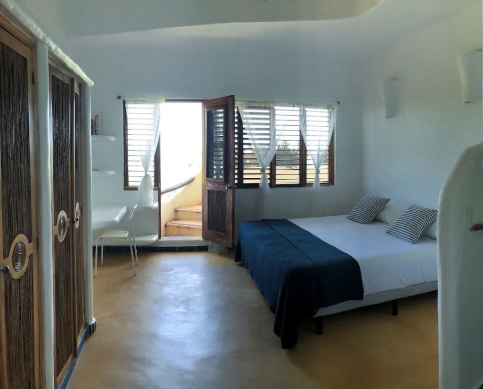 Villa Pina by Hostelsmates