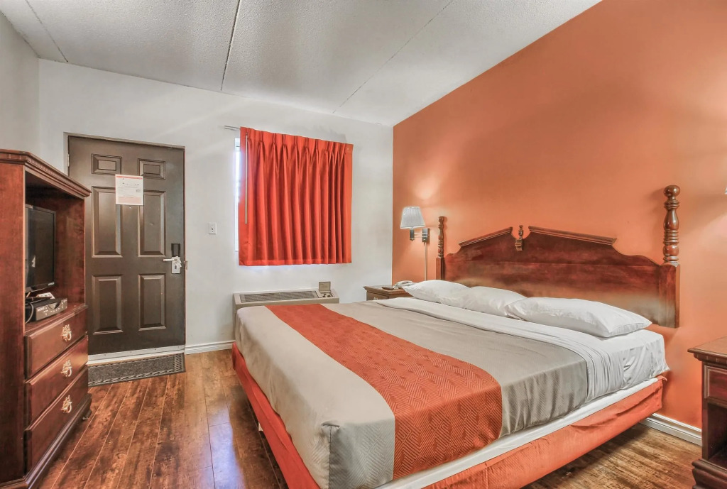 Motel 6-Windsor, ON