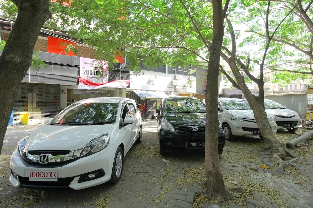Airy Panakkukang Boulevard Ruko Ruby 51 Makassar