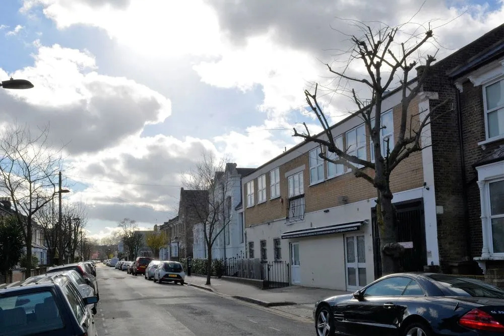 TopHome Stoke Newington