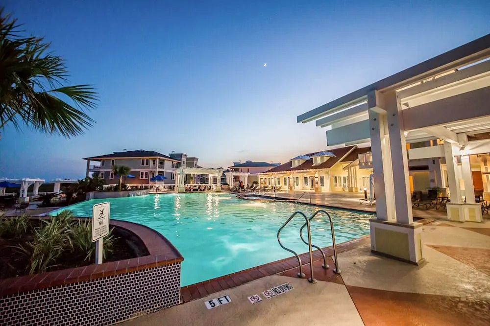 Pointe West #203 - 3 Br Condo