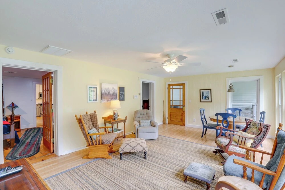 Mtn Views & Epic Sunsets: Private Weaverville Home