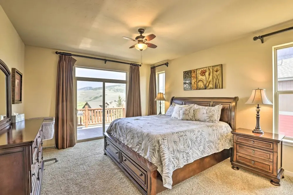 Deluxe Granby Ranch Hillside Home: Private Hot Tub