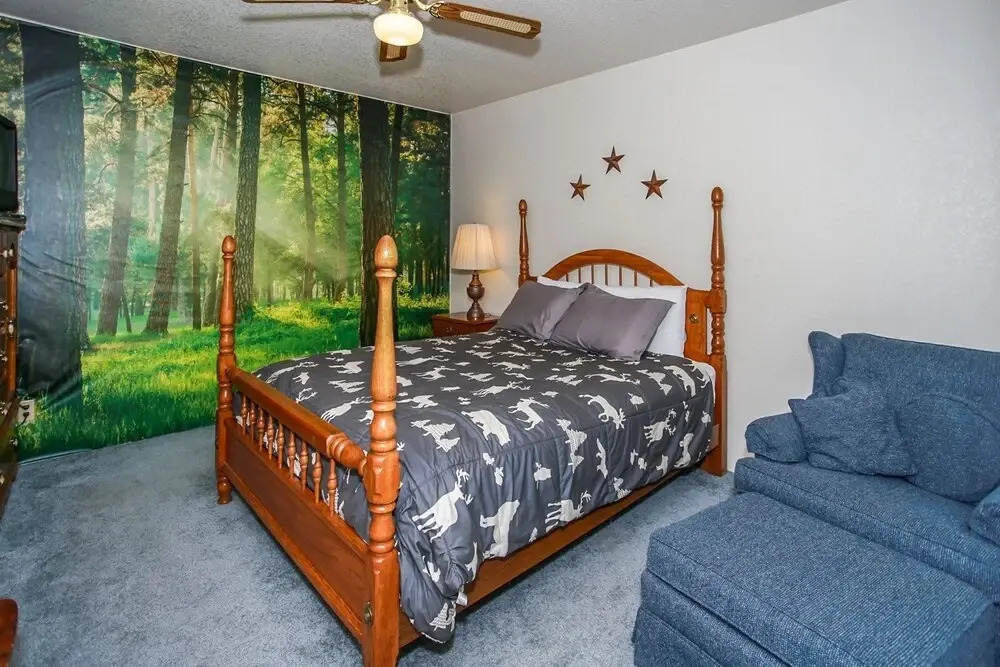 1867- Diamond Houzz 3 Bedroom Home by Redawning