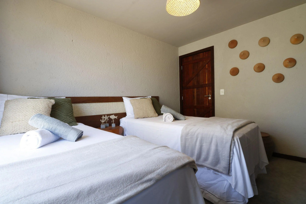 Casa Com área Gourmet E 02 Piscinas Temporada Mme