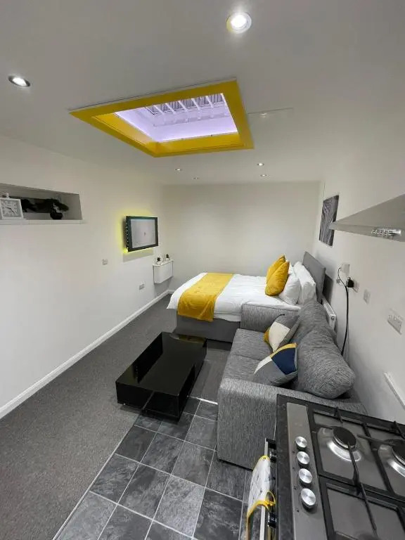 Balco Sherwood Studio (Adults Only)