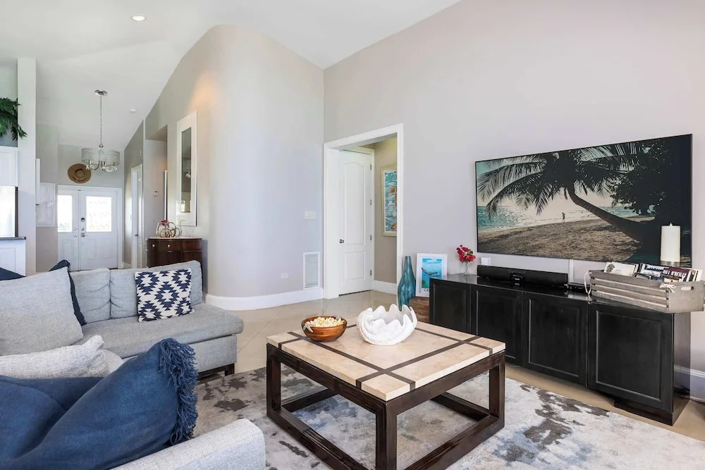 NEW Sleeps 10 - Laguna Del Mar 19 - Seven Mile Beach