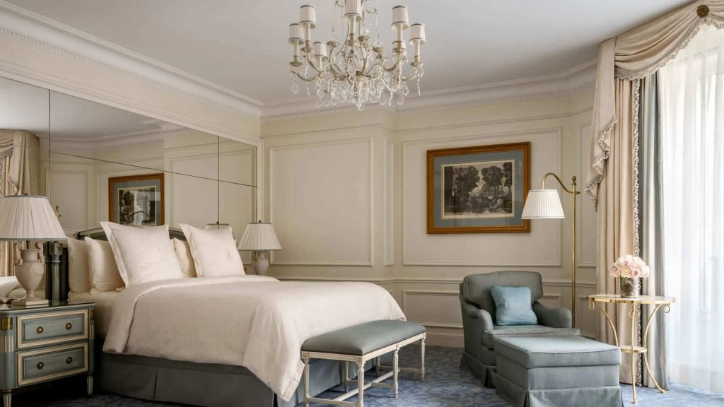 Отель Four Seasons George V