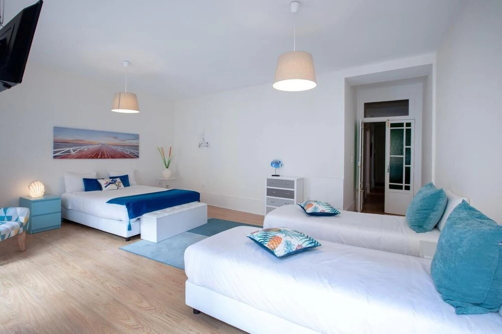Apartment With 5 Bedrooms in Aveiro, With Wonderful City View and Wifi Near the Beach
