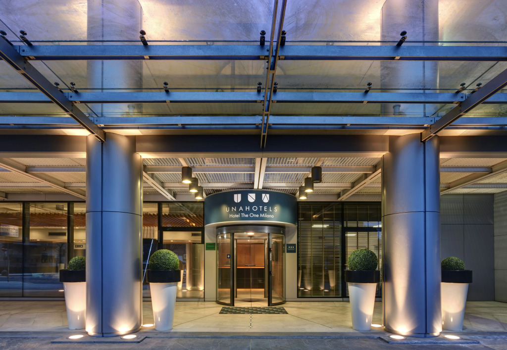 UNA Hotels The One Milano Hotel & Residence