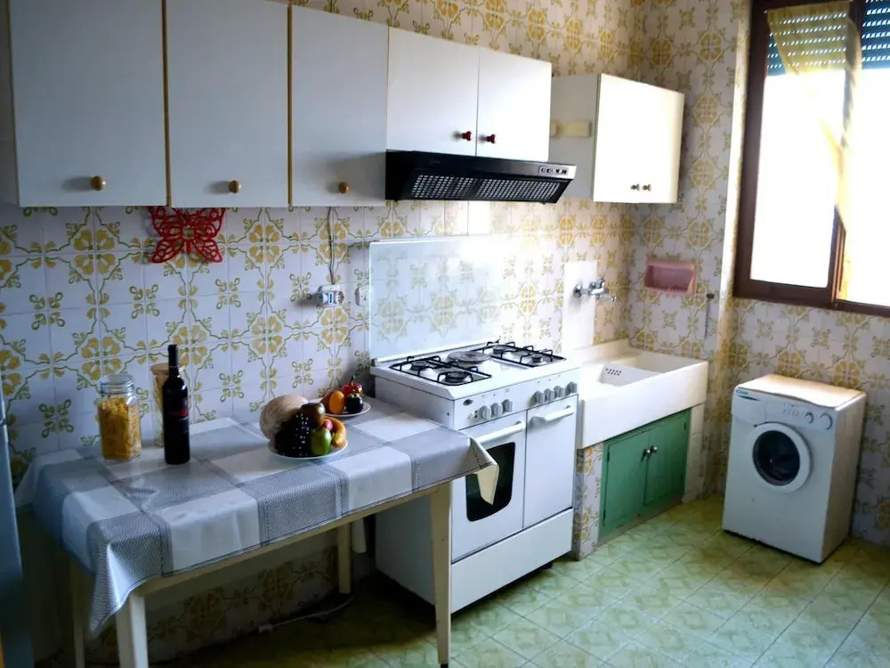 Air-conditioned Two-room Apartment With sea View Balcony in Torre Dell'orso