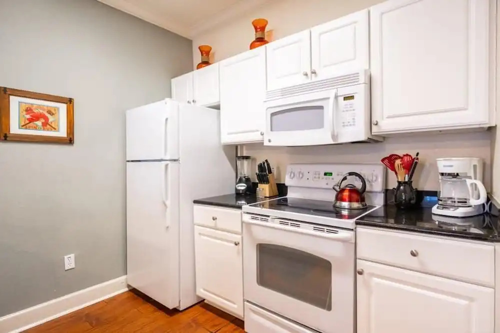 Lucaya 3 Bedroom 2 Bath Townhome With Zero Entry Resort Pool