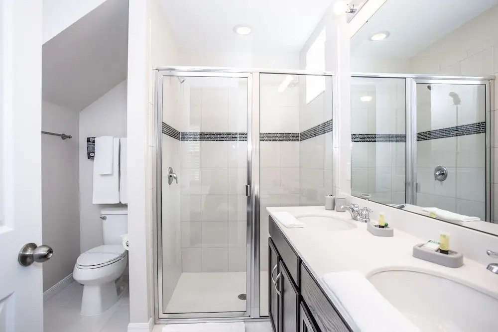 1557 Solara Resort 63253/63383