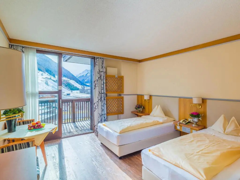 Happy Stubai