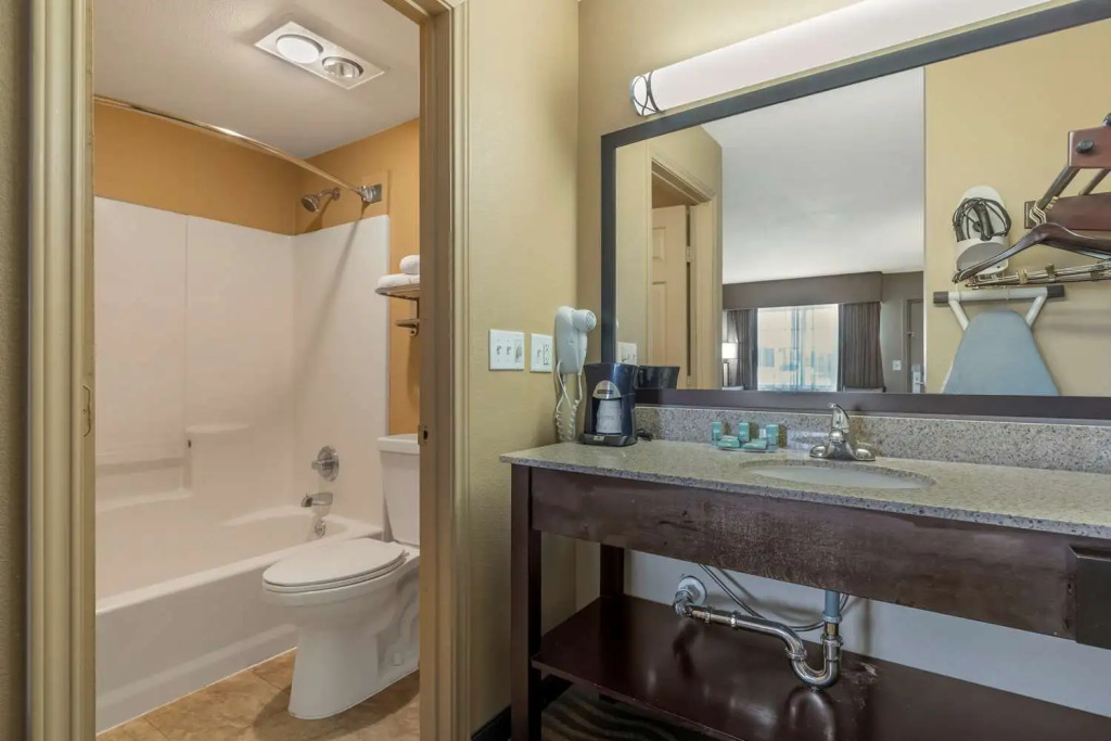 Best Western Taylor Inn